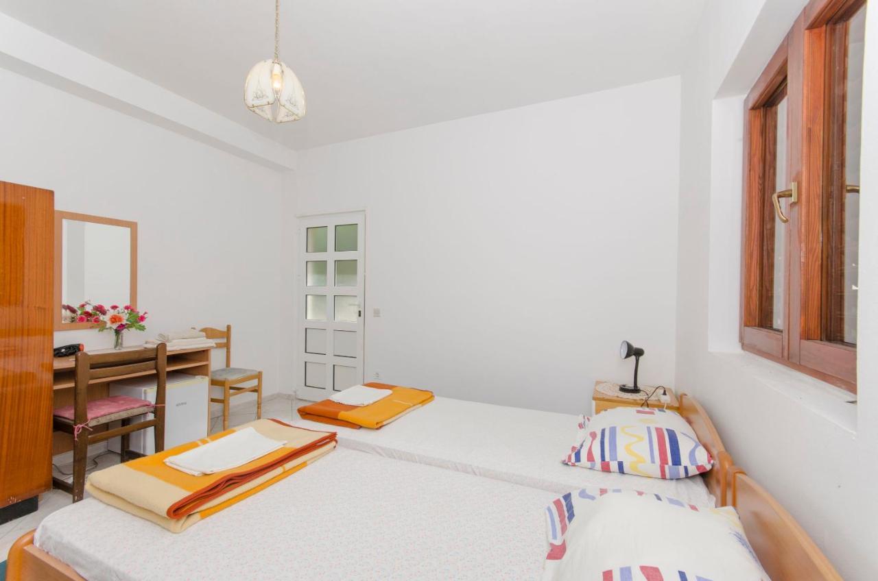 Apartments And Rooms Nike Sobra Esterno foto